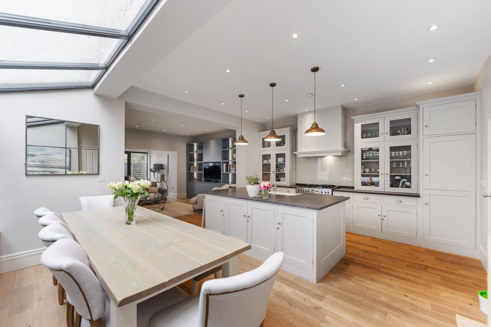 Langley Park, Mill Hill